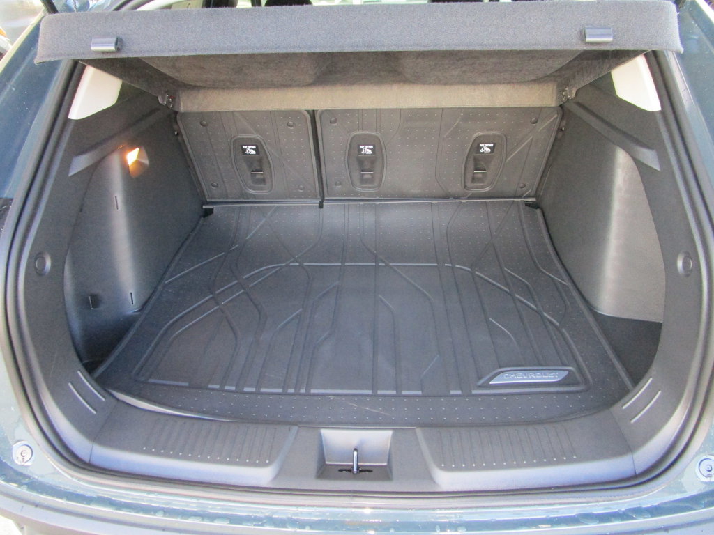 New 2026 Chevrolet Trax LT w/ LT Convenience Package FWD image 15