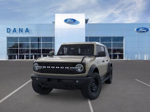 New 2026 Ford Bronco Outer Banks image 2