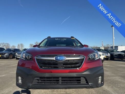 Used 2022 Subaru Outback Premium image 8