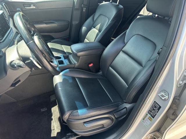Used 2020 Kia Sportage S w/ S Sunroof Package AWD/4WD image 17