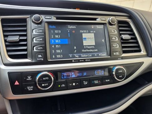 Used 2018 Toyota Highlander Limited AWD/4WD image 47