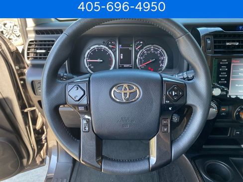 Used 2022 Toyota 4Runner TRD Off-Road image 24