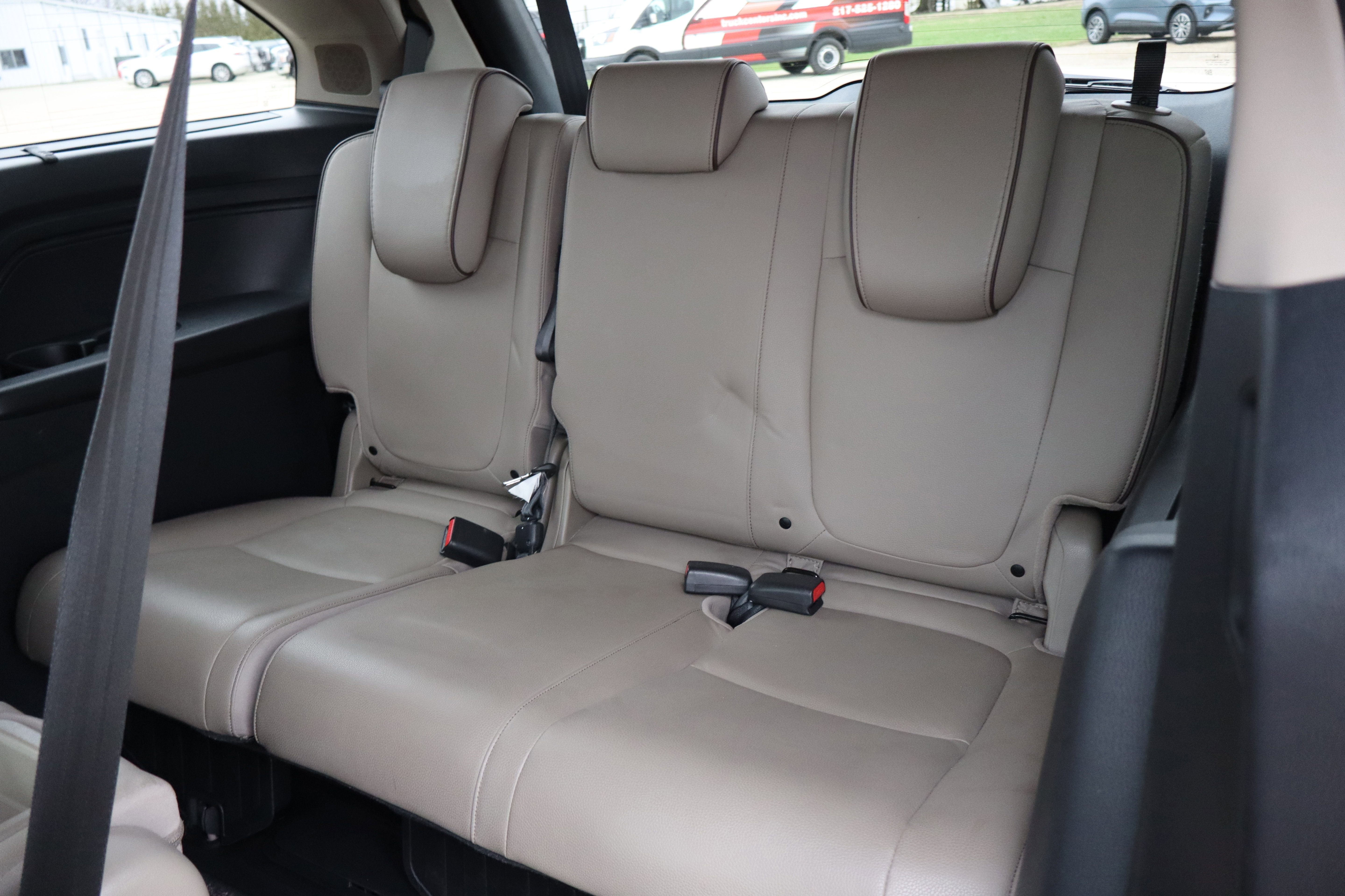 Used 2024 Honda Odyssey Elite image 12