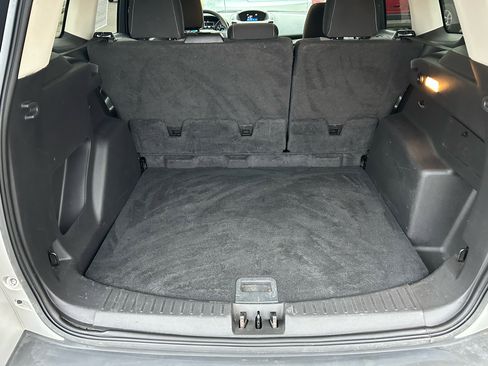 Used 2018 Ford Escape SE image 17