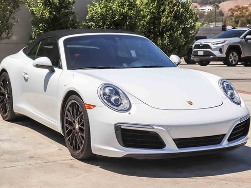 Used 2017 Porsche 911 Carrera S RWD image 3