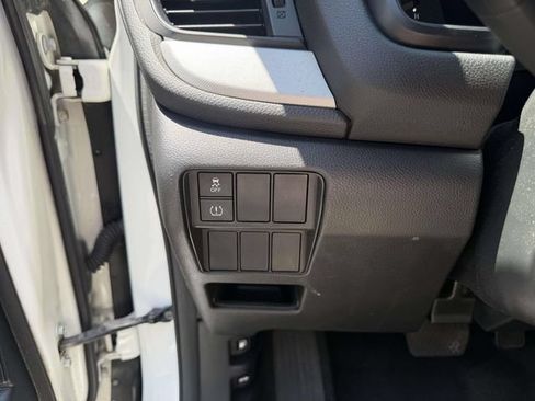 Used 2018 Honda CR-V LX image 23