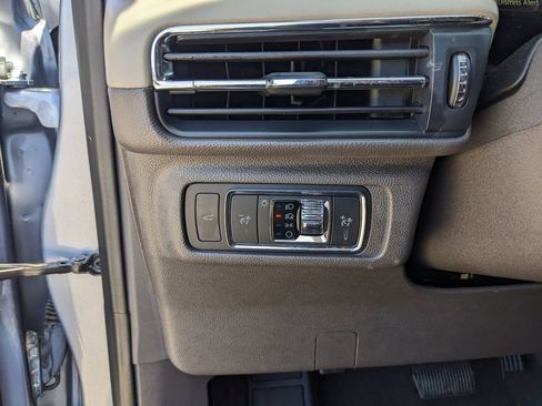 Used 2022 Lincoln Corsair Reserve w/ Elements Package image 26