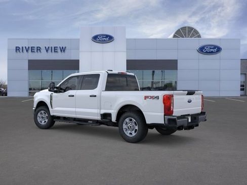 New 2026 Ford F250 XLT w/ FX4 Off-Road Package AWD/4WD image 4