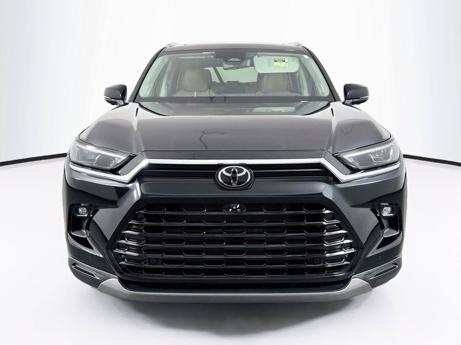 Used 2026 Toyota Grand Highlander AWD image 9