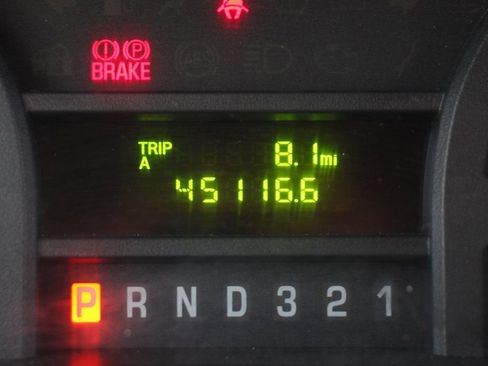 Used 2012 Ford E-450 and Econoline 450 Super Duty w/ Shuttle Bus Prep Pkg image 25