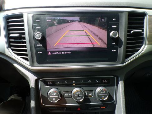 Used 2019 Volkswagen Atlas SE w/ Towing Package FWD image 26