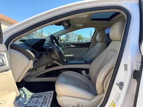 Used 2019 Lincoln MKZ Reserve FWD image 26