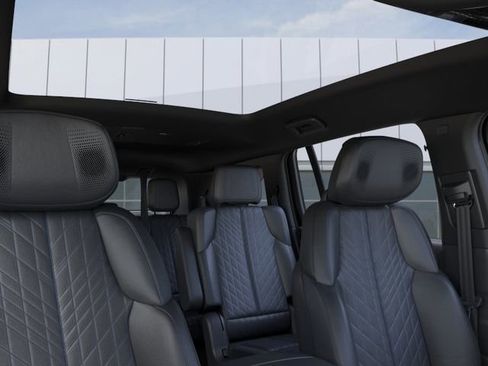 New 2025 Cadillac Escalade IQ Luxury 1 w/ LPO, Radiant Package image 24