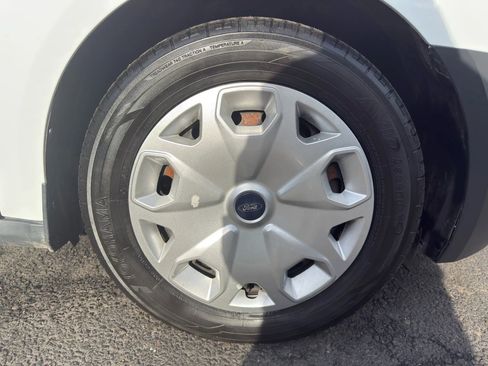 Used 2018 Ford Transit Connect XL image 9