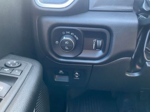 Used 2023 RAM 1500 Big Horn image 15