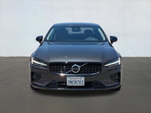 Used 2024 Volvo S60 B5 Plus w/ Climate Package AWD/4WD image 8