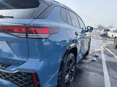 New 2026 Volkswagen Tiguan SE R-Line