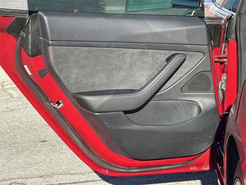 Used 2020 Tesla Model 3 Standard Range Plus image 29