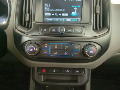 Used 2018 Chevrolet Colorado W/T w/ WT Convenience Package AWD/4WD image 24
