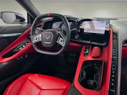 Used 2023 Chevrolet Corvette Stingray Premium Conv w/ Z51 Performance Package image 12