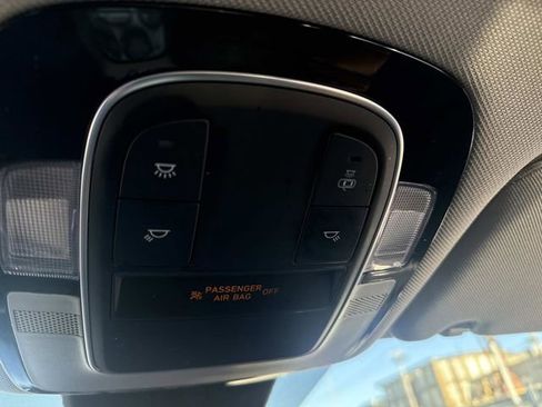 Used 2023 Hyundai Santa Fe SE image 24