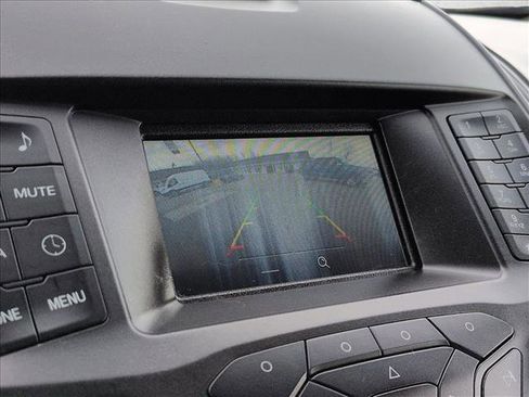 Used 2017 Ford Edge SE AWD/4WD image 13