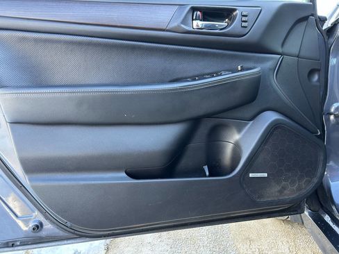 Used 2017 Subaru Legacy 2.5i Limited image 25