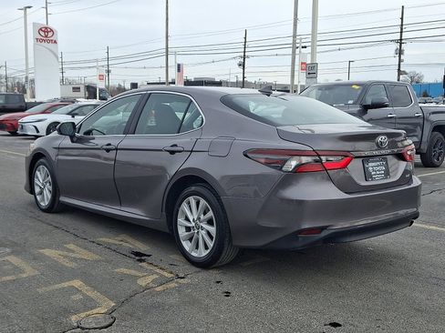 Used 2024 Toyota Camry LE image 4