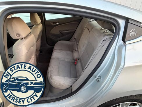 Used 2016 Chevrolet Cruze LT w/ Convenience Package image 5