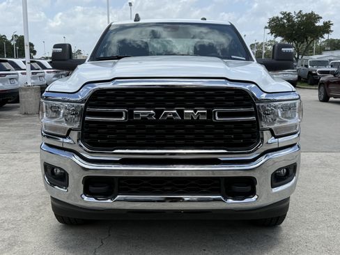 Used 2024 RAM 2500 Big Horn AWD/4WD image 10