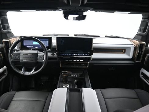Used 2025 GMC Hummer EV 2X image 14
