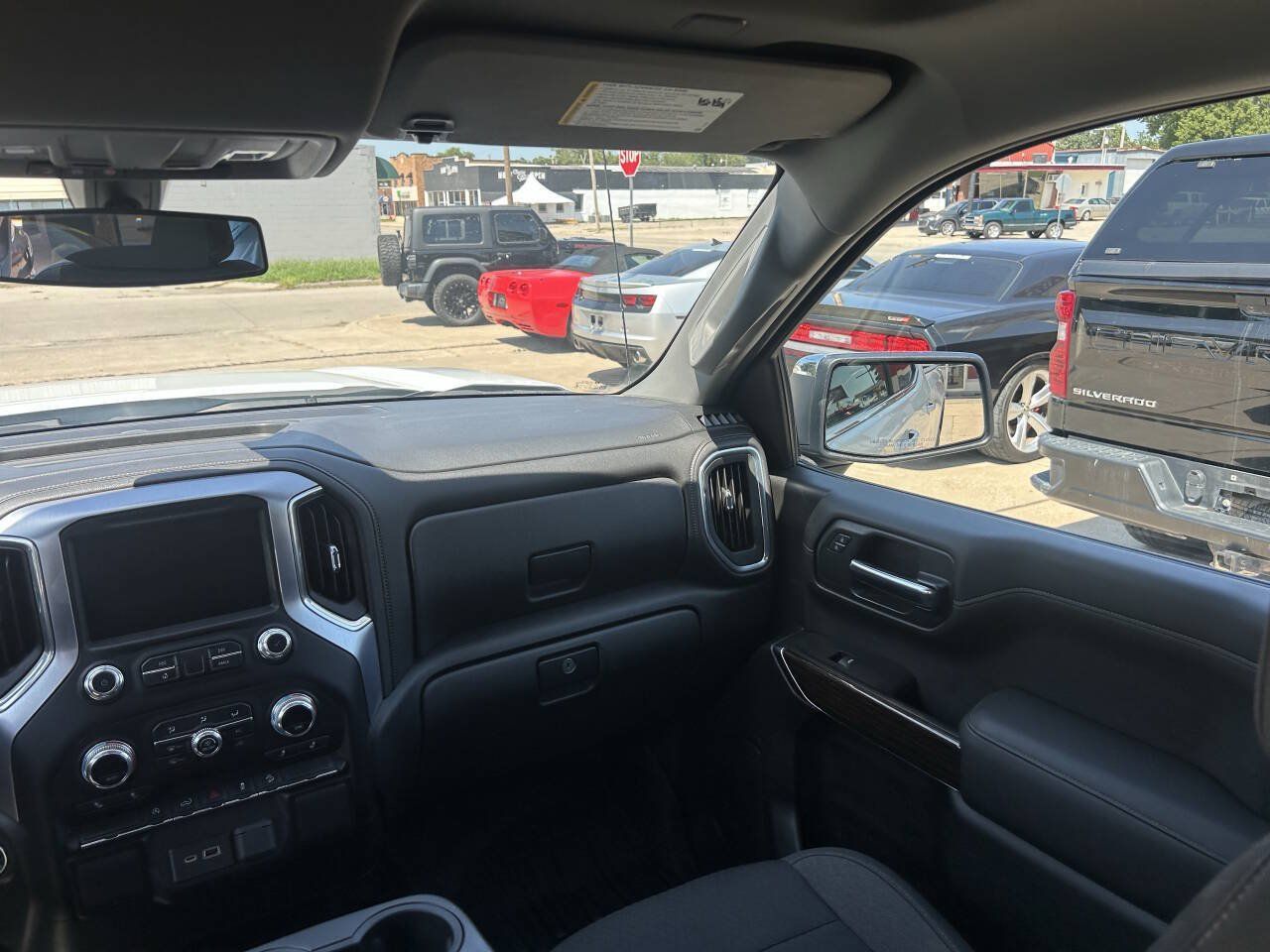 Used 2020 GMC Sierra 1500 SLE w/ SLE Value Package AWD/4WD image 18