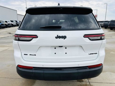 Used 2023 Jeep Grand Cherokee L Limited w/ Luxury Tech Group II image 44