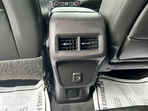 Certified 2022 GMC Terrain SLT AWD/4WD image 18
