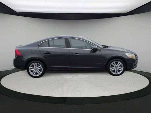 Used 2013 Volvo S60 T5 image 9