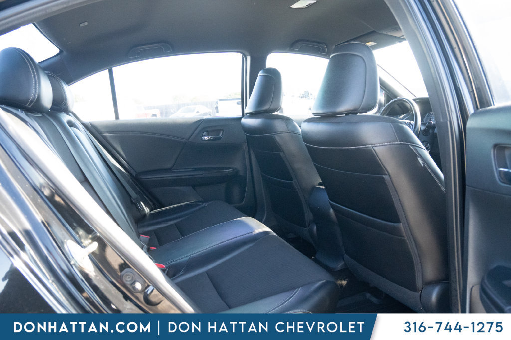 Used 2016 Honda Accord Sport image 20