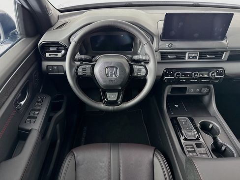 New 2026 Honda Pilot Black Edition image 24