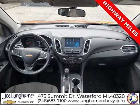 Used 2018 Chevrolet Equinox LT image 19