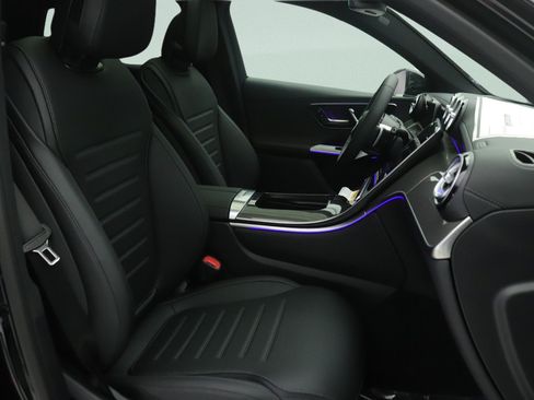 New 2026 Mercedes-Benz GLC 300 4MATIC image 7