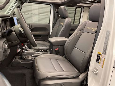 New 2025 Jeep Wrangler Unlimited Rubicon 392 image 18