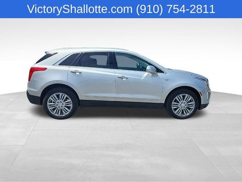 Used 2019 Cadillac XT5 Premium Luxury FWD image 34