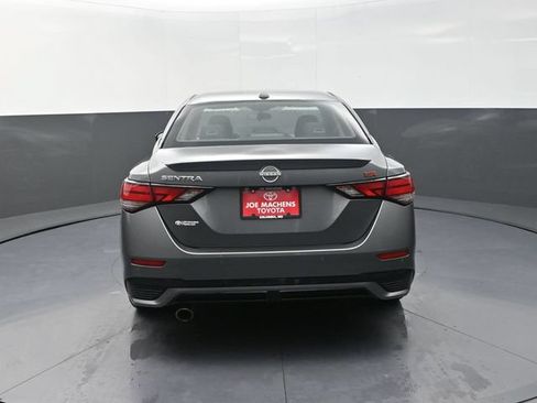 Used 2025 Nissan Sentra SR FWD image 7