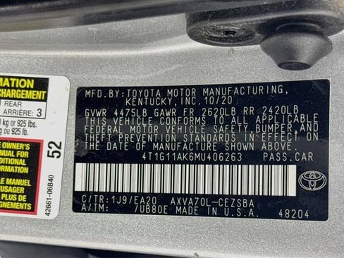 Certified 2021 Toyota Camry SE FWD image 31
