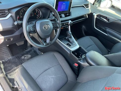 Certified 2025 Toyota RAV4 XLE AWD/4WD image 20