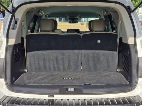 Used 2021 Nissan Armada SV w/ SV Appearance Package RWD image 23