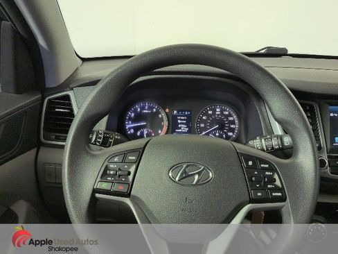 Used 2018 Hyundai Tucson SEL image 16