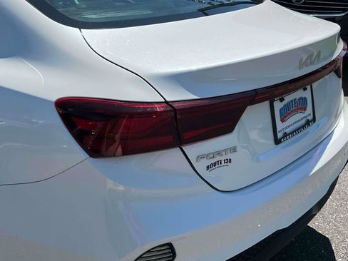 Used 2023 Kia Forte LXS w/ LXS Technology Package FWD image 8