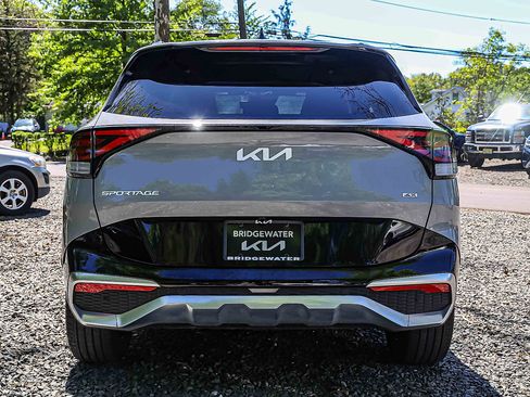 Certified 2024 Kia Sportage SX AWD/4WD image 5
