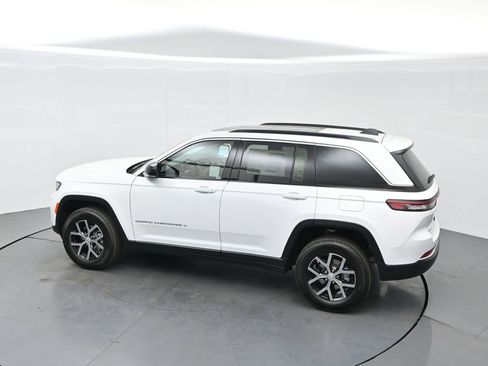 New 2025 Jeep Grand Cherokee Limited image 59