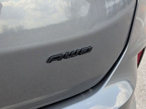 Used 2022 Ford Edge SE w/ Black Appearance Package image 42